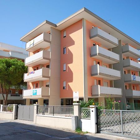 Apartment In Bibione Near Sea Beach Ngoại thất bức ảnh
